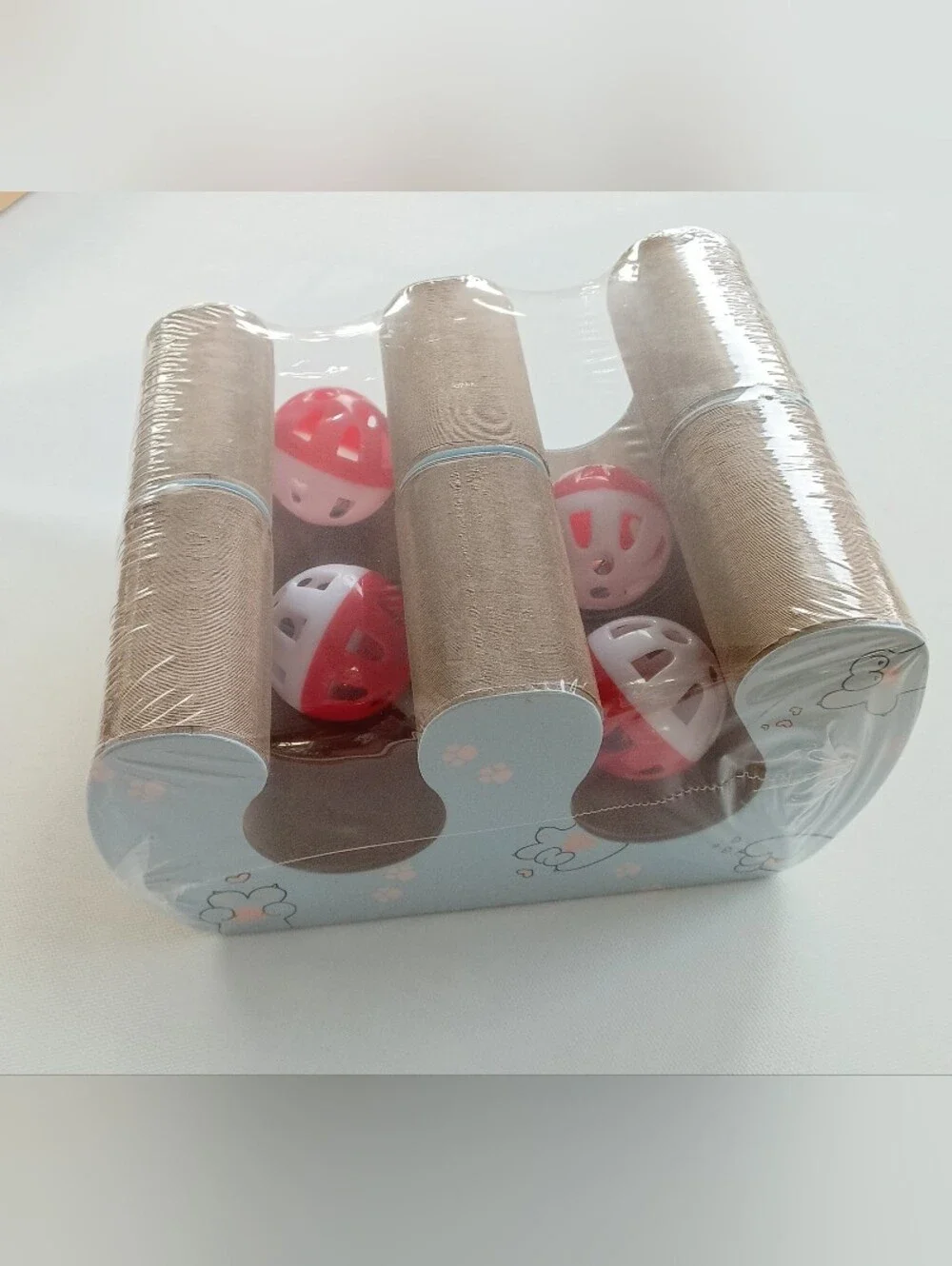 Interactive 😺 Cat Toy Puzzle with Red & White Balls
